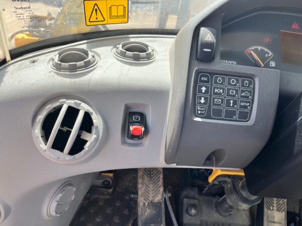 2022 Volvo L90F Loader - Image 31