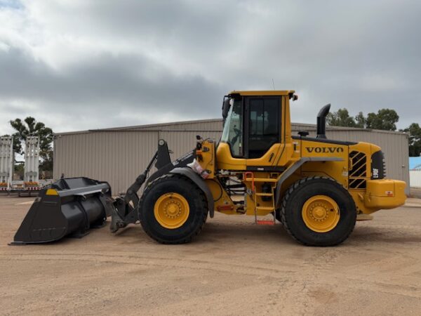 2022 Volvo L90F Loader - Image 3
