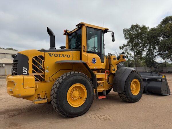 2022 Volvo L90F Loader - Image 6