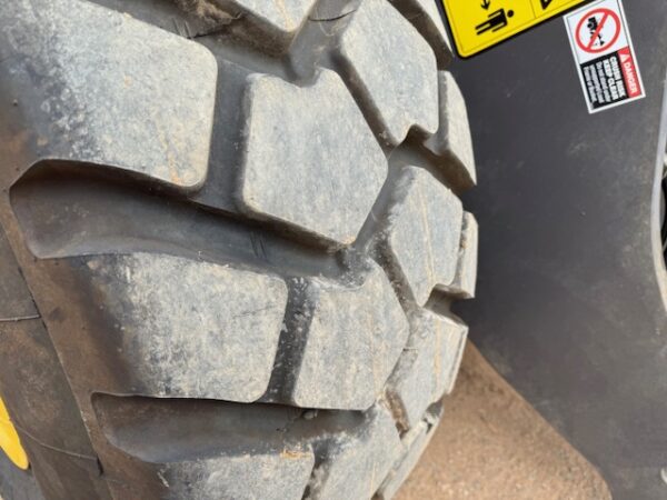 2022 Volvo L90F Loader - Image 10