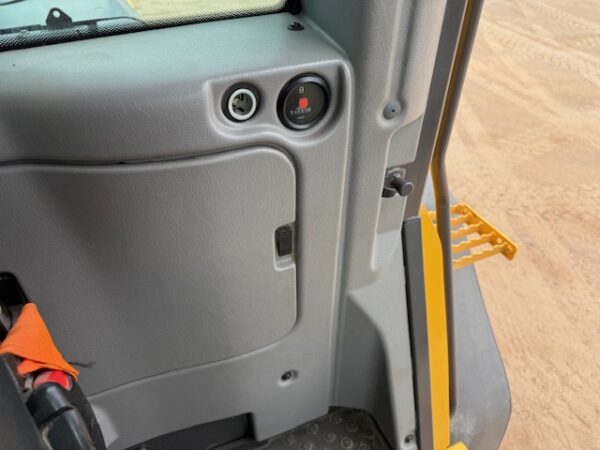 2022 Volvo L90F Loader - Image 32