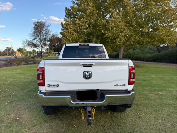 2019 RAM 2500 Megacab Longhorn - Image 4