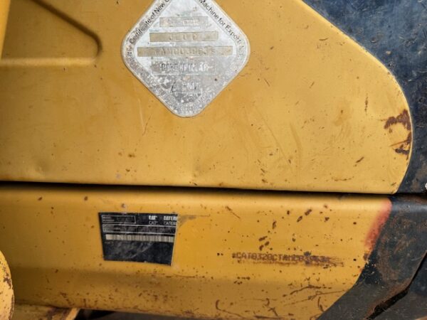2004 Caterpillar 320CL Excavator - Image 15