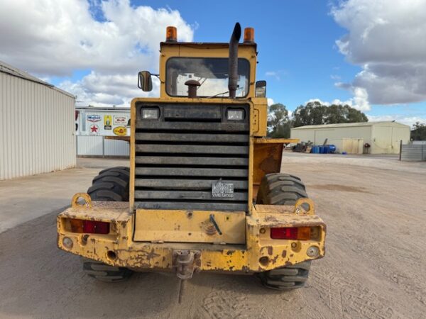 1993 Volvo L70 Loader/IT - Image 3