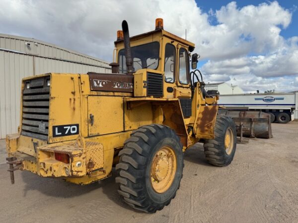 1993 Volvo L70 Loader/IT - Image 4