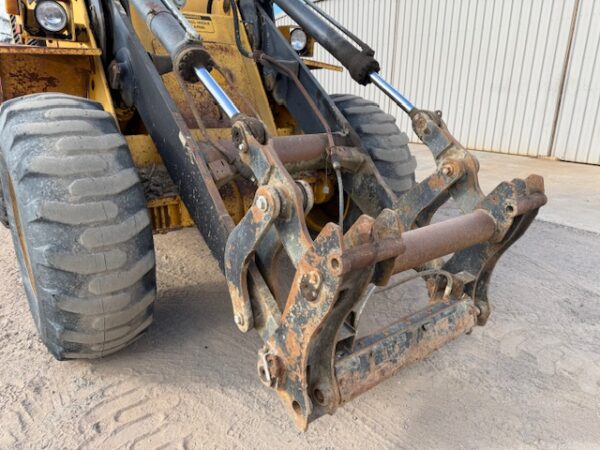 1993 Volvo L70 Loader/IT - Image 8