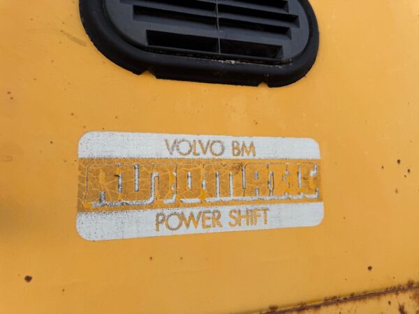 1993 Volvo L70 Loader/IT - Image 13
