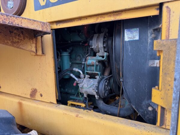 1993 Volvo L70 Loader/IT - Image 16
