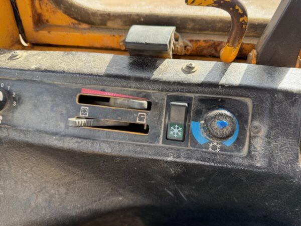 1993 Volvo L70 Loader/IT - Image 26