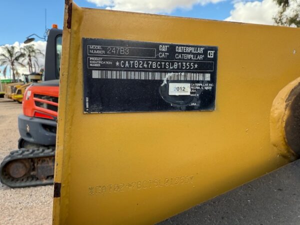 2012 Caterpillar 247B3 skid steer - Image 9