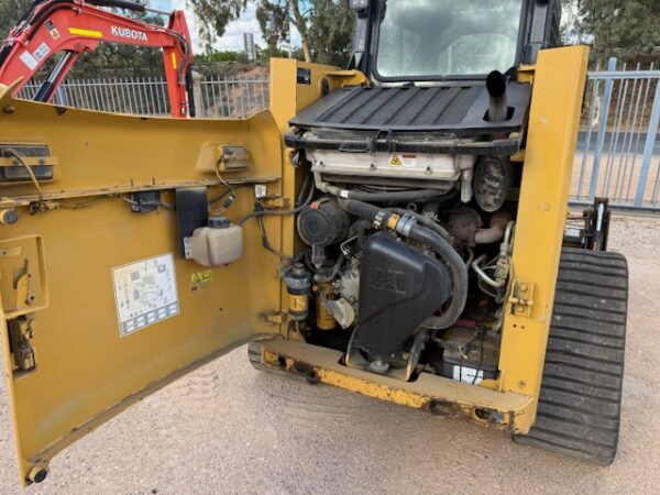 2012 Caterpillar 247B3 skid steer - Image 10