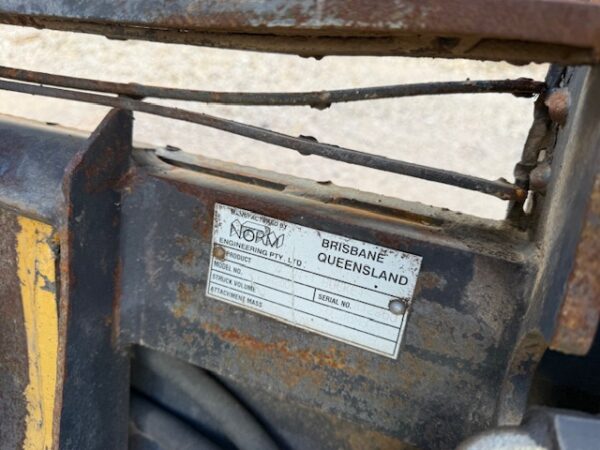 2012 Caterpillar 247B3 skid steer - Image 14