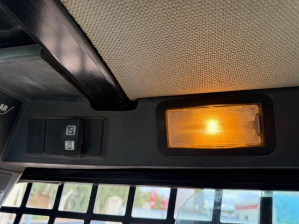2012 Caterpillar 247B3 skid steer - Image 24