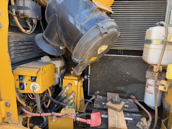 2011 Caterpillar 320DLRR Excavator - Image 23