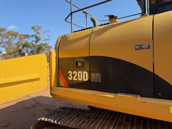 2011 Caterpillar 320DLRR Excavator - Image 28