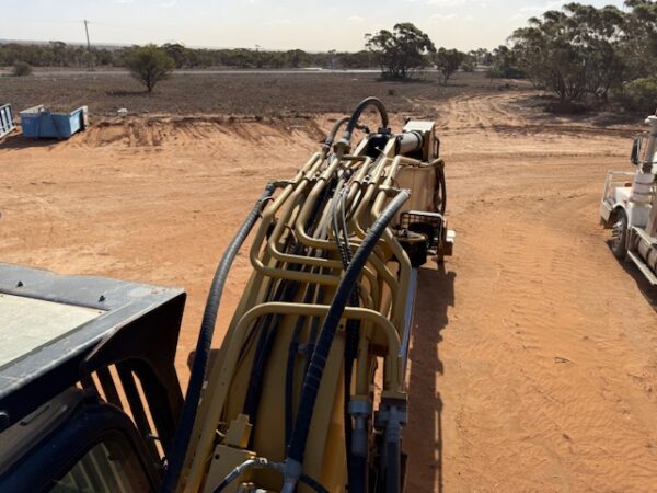 2011 Caterpillar 320DLRR Excavator - Image 30