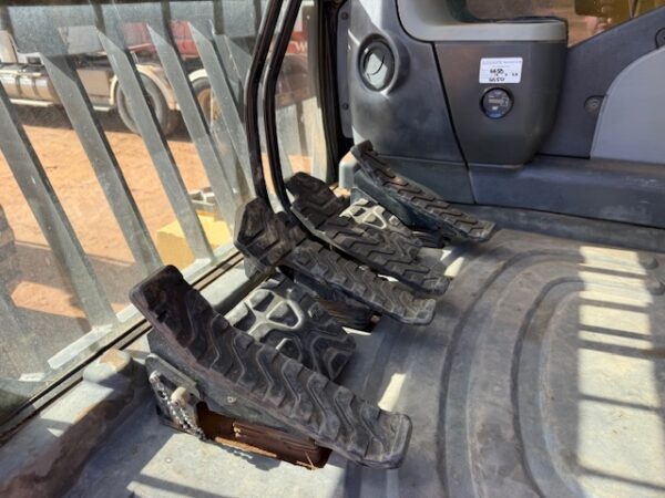 2011 Caterpillar 320DLRR Excavator - Image 36