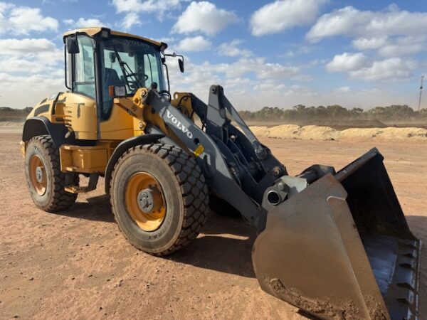 2011 Volvo L50F Loader