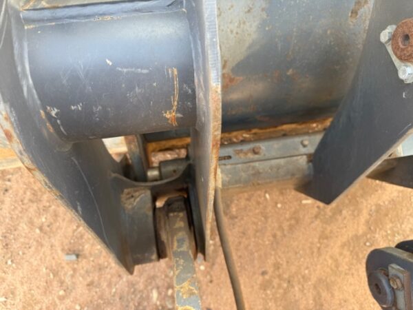 2011 Volvo L50F Loader - Image 9