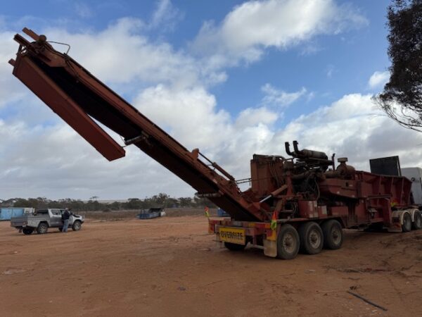 2010 Morbark 3800 Wood Hog Grinder - Image 17
