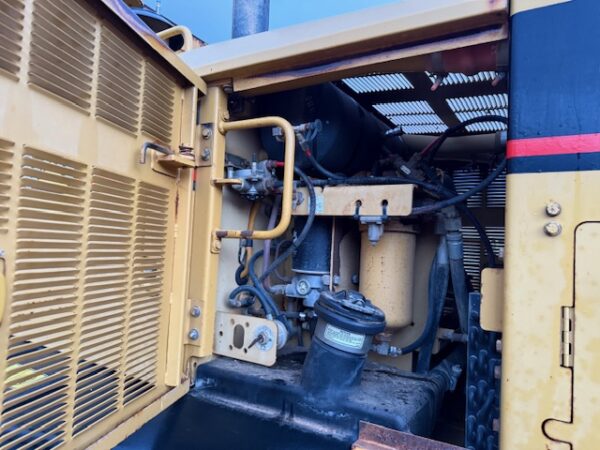 2005 Caterpillar 12H Series II Grader - Image 13