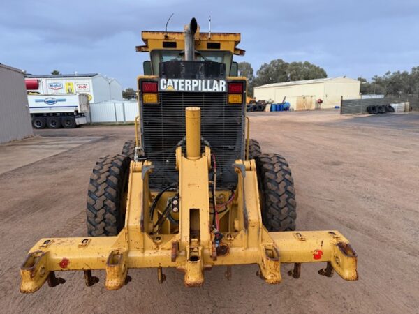 2005 Caterpillar 12H Series II Grader - Image 3