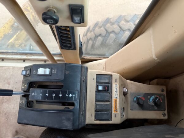 2005 Caterpillar 12H Series II Grader - Image 23