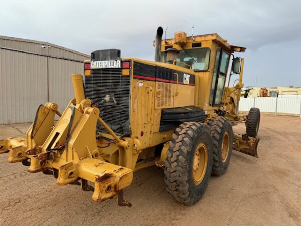 2005 Caterpillar 12H Series II Grader - Image 6