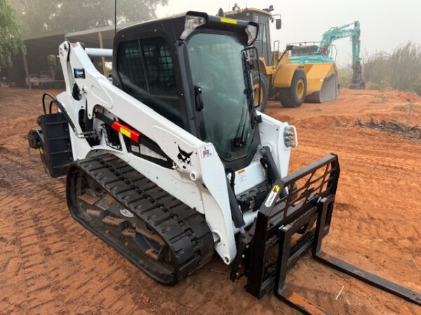 2020 Bobcat T595 Skidsteer - Image 32