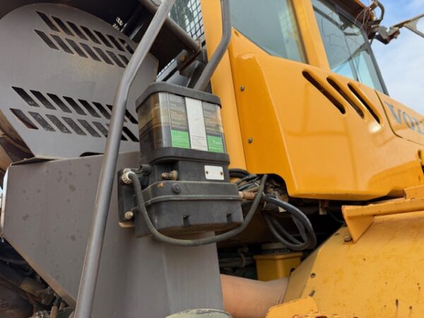 2008 Volvo A40E Articulated Dump Truck - Image 11