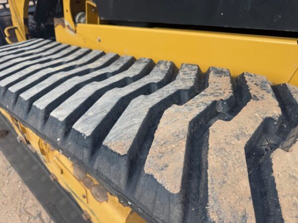 2019 Caterpillar 289D Skidsteer - Image 11