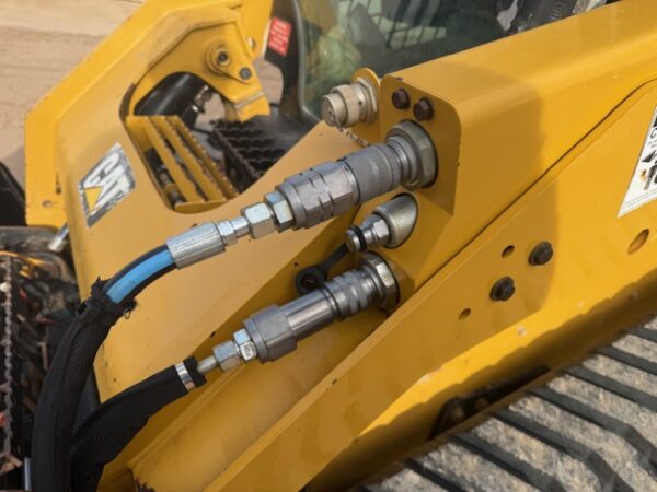 2019 Caterpillar 289D Skidsteer - Image 13