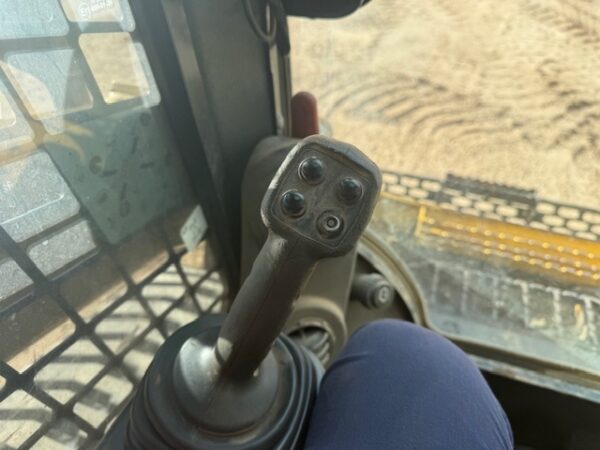 2019 Caterpillar 289D Skidsteer - Image 19