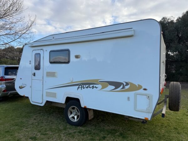 2012 Avan Aspire 499 Caravan - Image 5