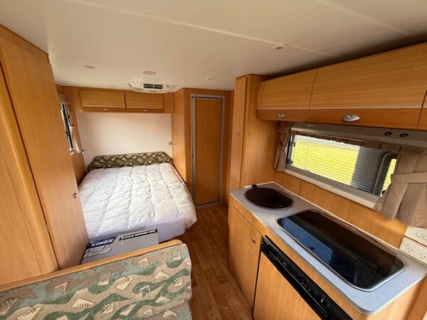 2012 Avan Aspire 499 Caravan - Image 15