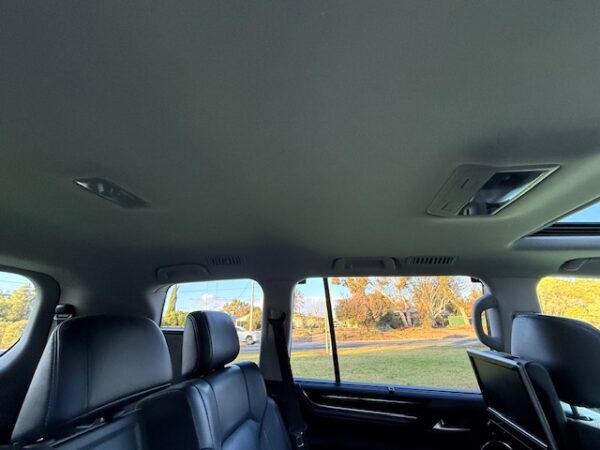 2016 Lexus LX570 Sports Luxury - Image 19