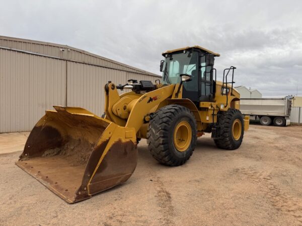 2017 Caterpillar 950GC Loader - Image 2