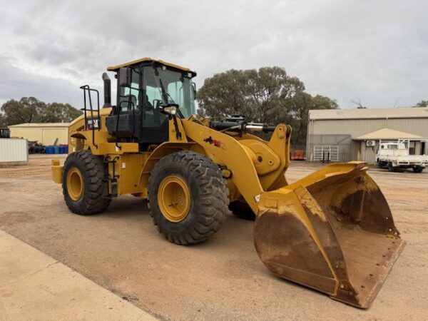 2017 Caterpillar 950GC Loader - Image 4