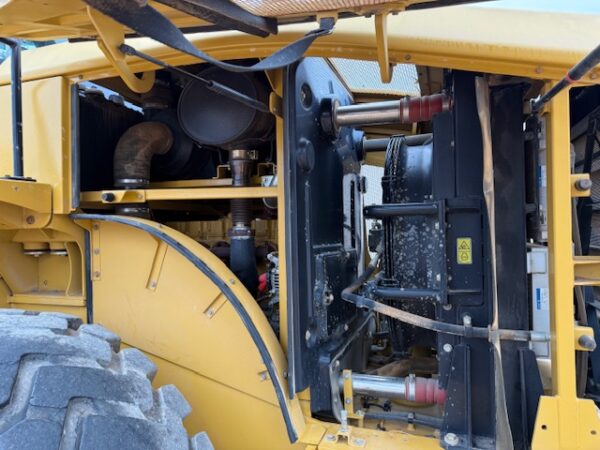 2017 Caterpillar 950GC Loader - Image 10