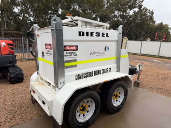 2022 Mildura Trailers 1000L Diesel Fuel Trailer - Image 6