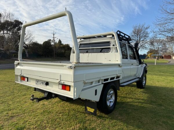 2019 VDJ79R Toyota Landcruiser GXL Twin cab - Image 4