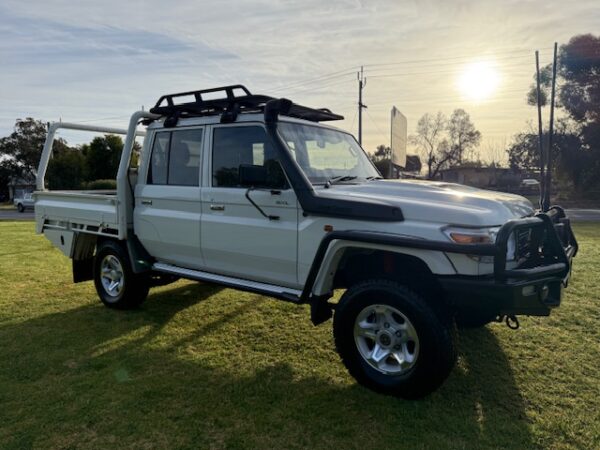 2019 VDJ79R Toyota Landcruiser GXL Twin cab - Image 6