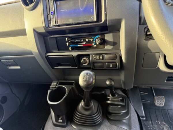 2019 VDJ79R Toyota Landcruiser GXL Twin cab - Image 15